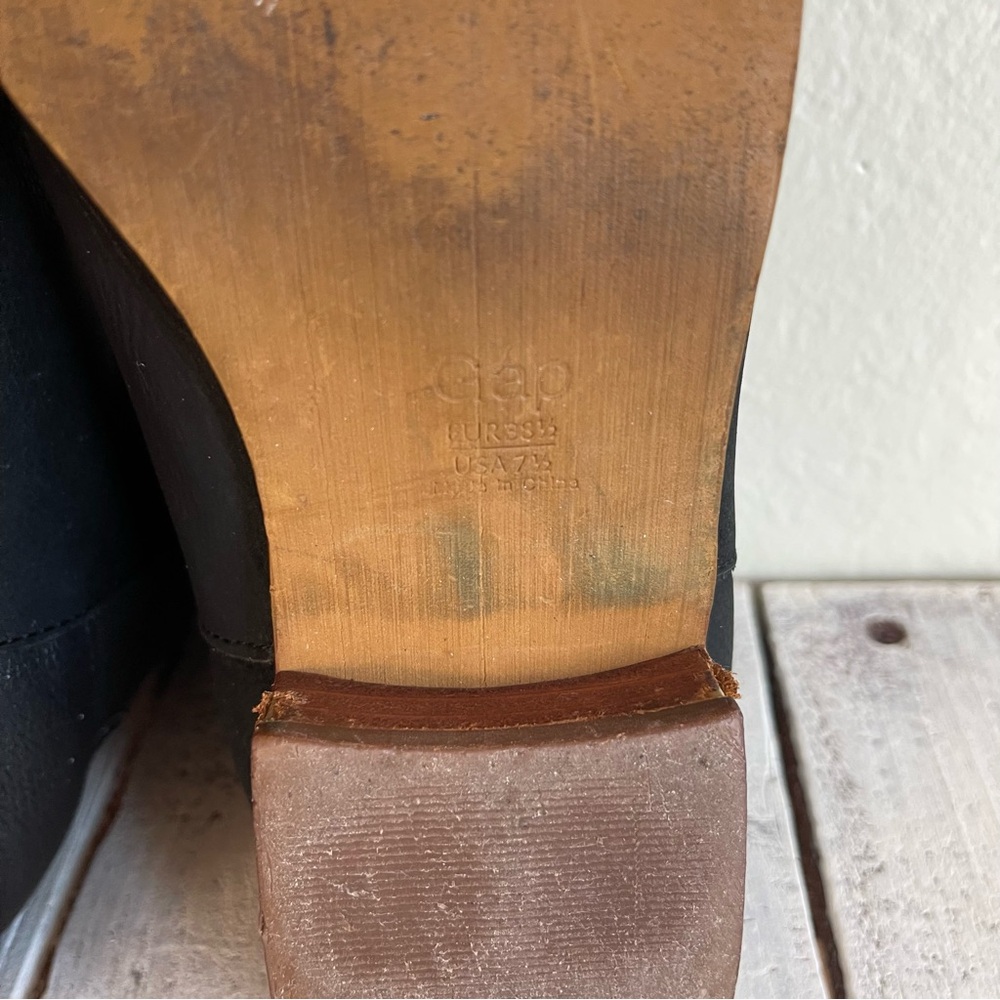 Gap Women’s Black Leather Ankle Boots size 7.5 - Picture 9 of 9